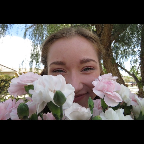 Meet your Posher, Kailie - Picture 4 of 5